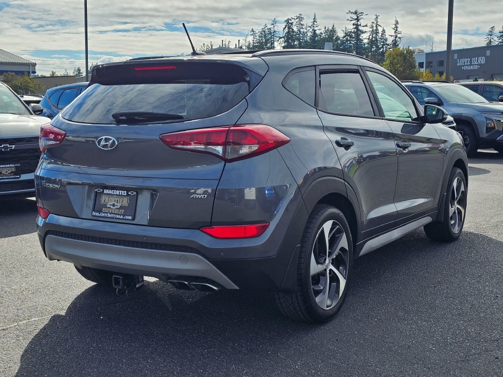 Used 2017 Hyundai Tucson Value AWD/4WD image 3