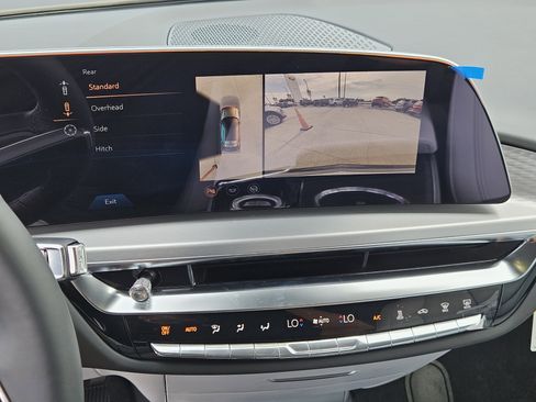 New 2025 Cadillac Lyriq Sport RWD image 27
