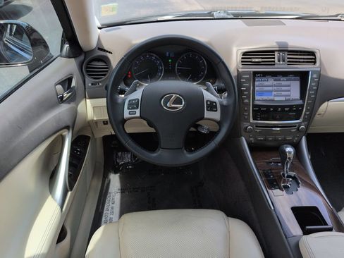 Used 2012 Lexus IS 250 w/ Premium Pkg Value Edition RWD image 15