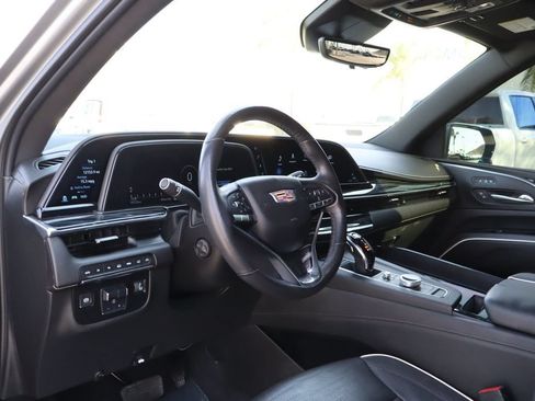 Used 2021 Cadillac Escalade Sport w/ Driver Assist Tech Package AWD/4WD image 18