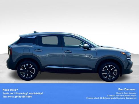 Used 2025 Nissan Kicks SV w/ SV Premium Package AWD/4WD image 4