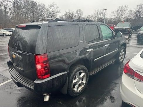 Used 2013 Chevrolet Tahoe LTZ image 3