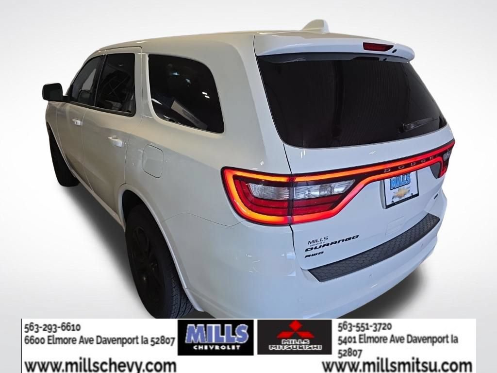 Used 2017 Dodge Durango GT w/ Blacktop Package AWD/4WD image 3