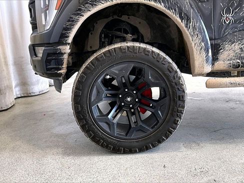 Used 2022 Ford F150 Lariat w/ Equipment Group 502A High image 6