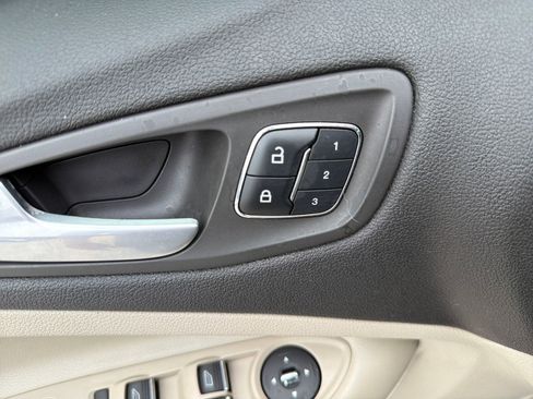 Used 2014 Ford Escape Titanium FWD image 26