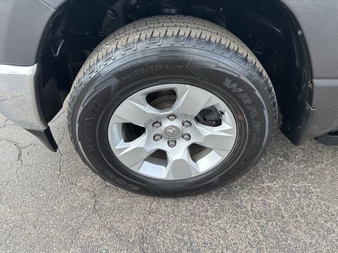 Used 2019 RAM 1500 Big Horn image 9