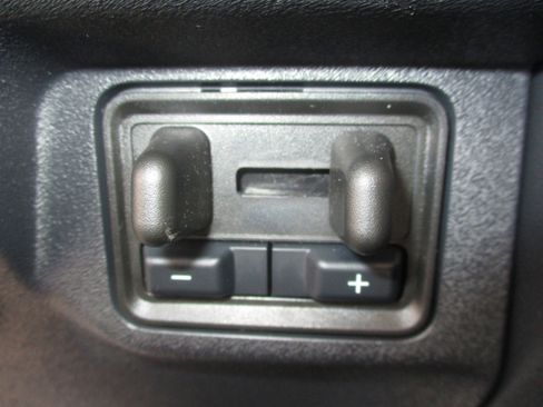 Used 2025 Ford Expedition Platinum AWD/4WD image 22