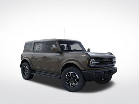 New 2025 Ford Bronco Outer Banks AWD/4WD image 9