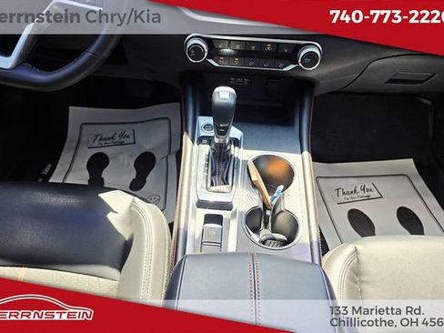 Used 2022 Nissan Altima 2.5 SR w/ Midnight Edition Package AWD/4WD image 13