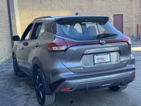 Used 2023 Nissan Kicks SR w/ SR Premium Package image 16