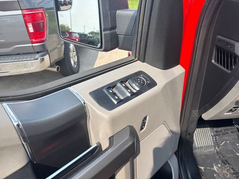 Used 2015 Ford F150 XLT w/ Equipment Group 302A Luxury RWD image 11