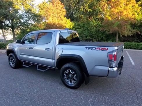 Used 2021 Toyota Tacoma TRD Off-Road image 6