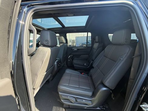 New 2026 Chevrolet Suburban High Country AWD/4WD image 24