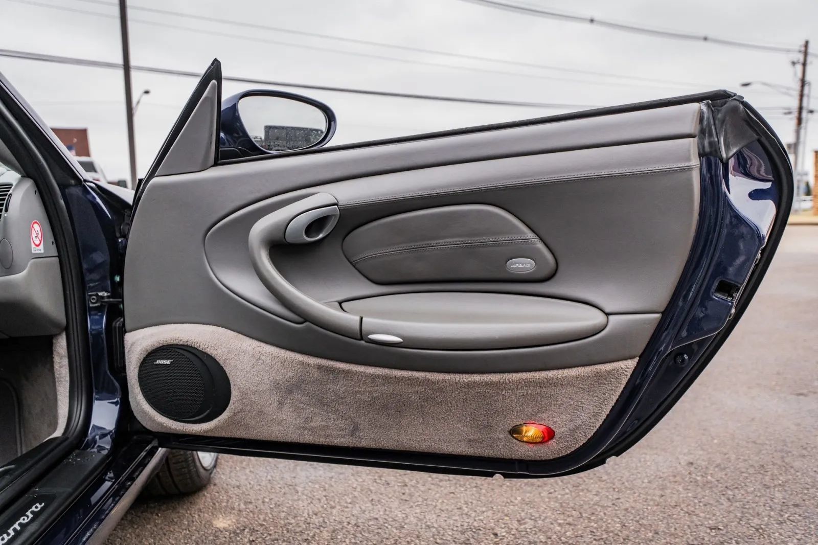 Used 2003 Porsche 911 Carrera RWD image 29