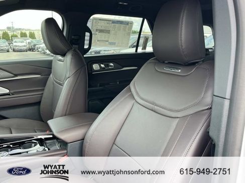 New 2026 Ford Explorer Platinum RWD image 27