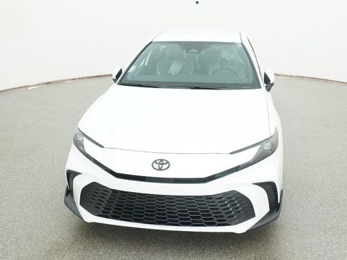 New 2026 Toyota Camry SE image 2
