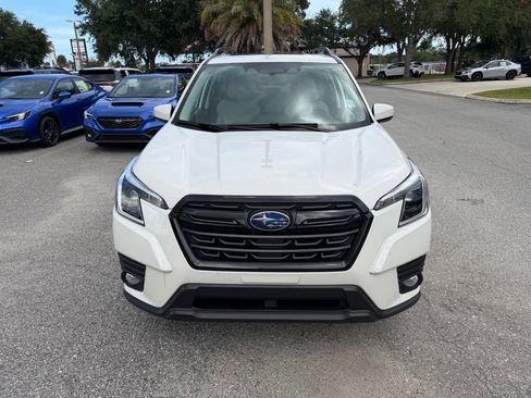 Used 2023 Subaru Forester Premium AWD/4WD image 14