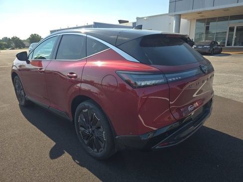 Used 2025 Nissan Murano Platinum w/ Cargo Package AWD/4WD image 2