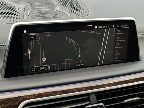 Used 2020 BMW 745e xDrive image 19