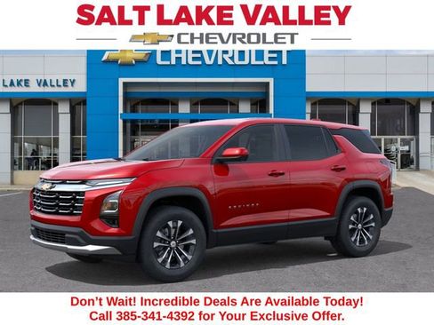 New 2026 Chevrolet Equinox LT image 2