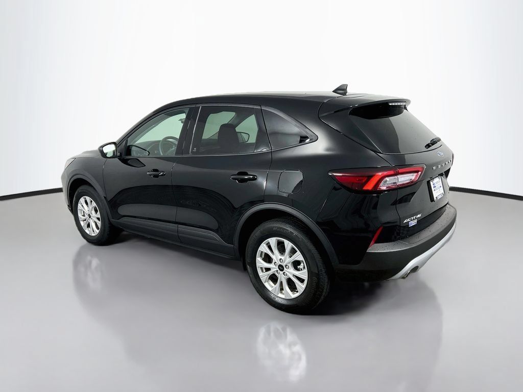 Used 2025 Ford Escape Active AWD/4WD image 5
