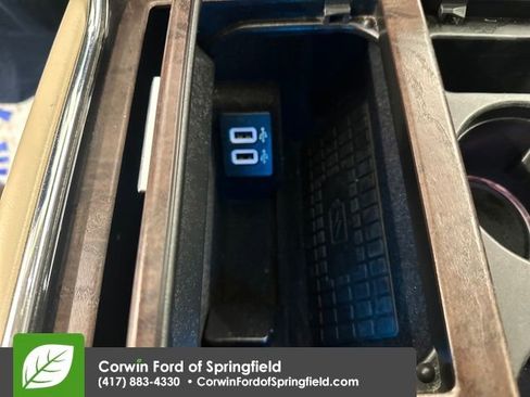 Used 2019 Lincoln Navigator Reserve image 34