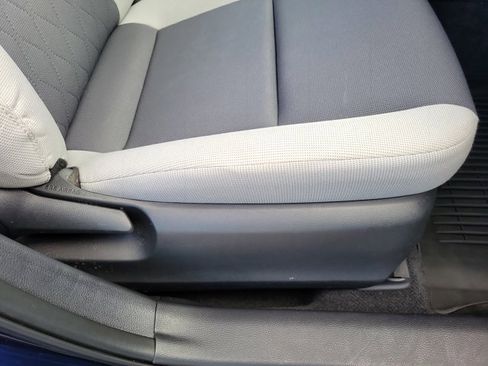 Used 2023 Toyota Corolla LE image 7