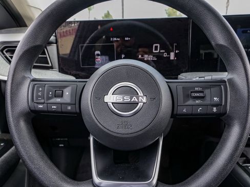 Used 2025 Nissan Kicks SV FWD image 24