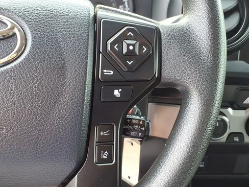 Used 2019 Toyota Tacoma SR w/ SR Convenience Package AWD/4WD image 17