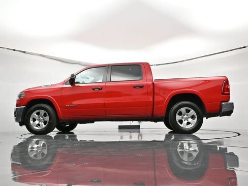 Used 2025 RAM 1500 Big Horn AWD/4WD image 42