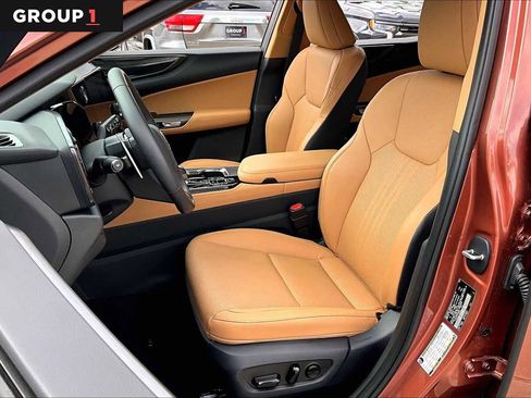 Used 2026 Lexus NX 350 AWD w/ Accessory Package (Z1) image 8