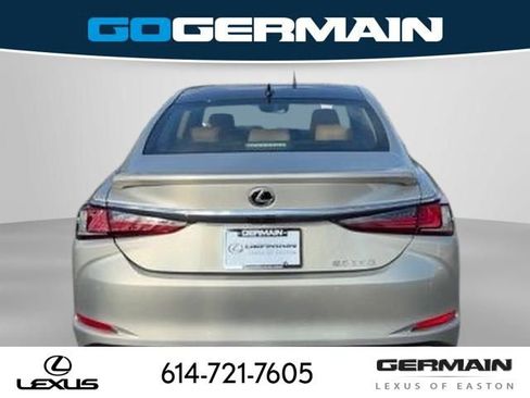 New 2025 Lexus ES 350 Luxury image 9