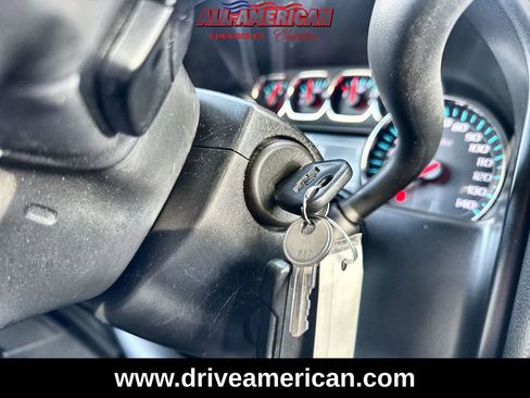 Used 2018 Chevrolet Silverado 1500 LT w/ All Star Edition image 4