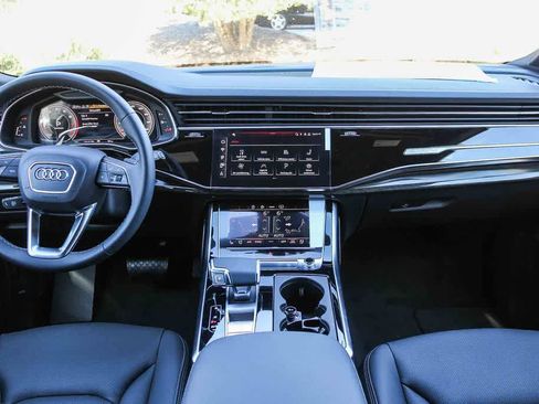 New 2025 Audi Q7 Premium Plus image 13