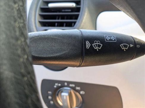 Used 2005 Mercedes-Benz SLK 350 image 6