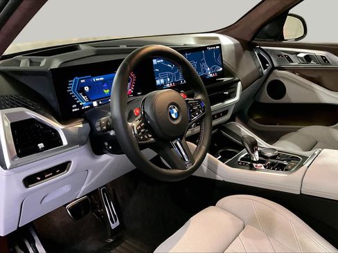 Used 2024 BMW XM AWD/4WD image 16