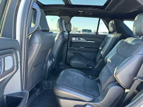 Used 2025 Ford Explorer ST w/ Sun And Sound Package image 18