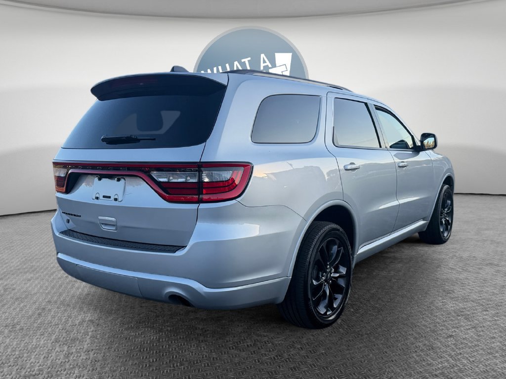 Used 2024 Dodge Durango SXT w/ SXT Blacktop Group AWD/4WD image 3