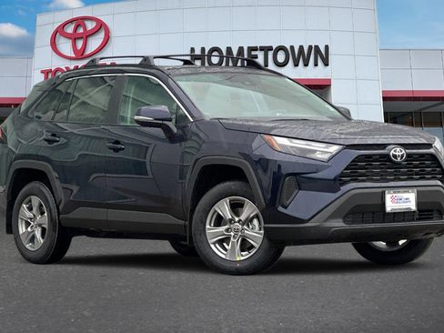 New 2025 Toyota RAV4 XLE w/ Convenience Package image 2