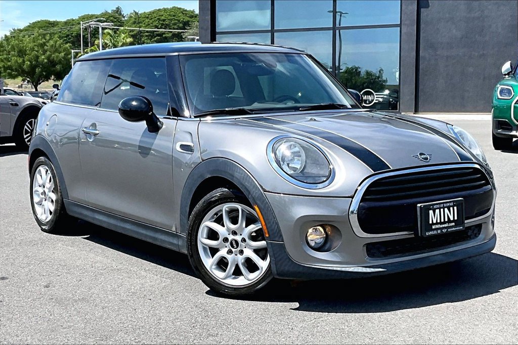 Used 2019 MINI Cooper 2-Door Hardtop w/ Signature Upholstery Package FWD image 27