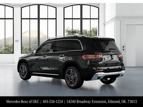 Used 2026 Mercedes-Benz GLB 250 image 29