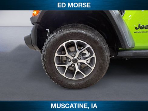 Used 2025 Jeep Wrangler Sport AWD/4WD image 13
