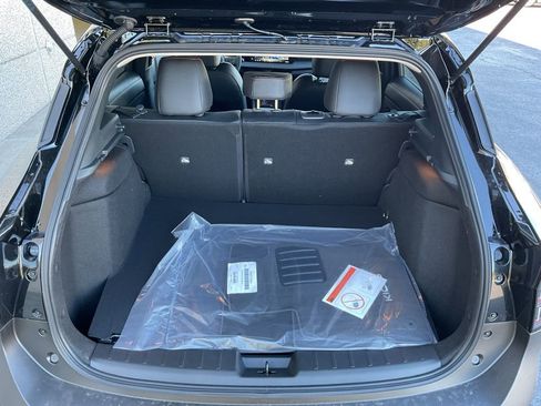 New 2026 Nissan Kicks SR w/ Cold Weather Package image 21