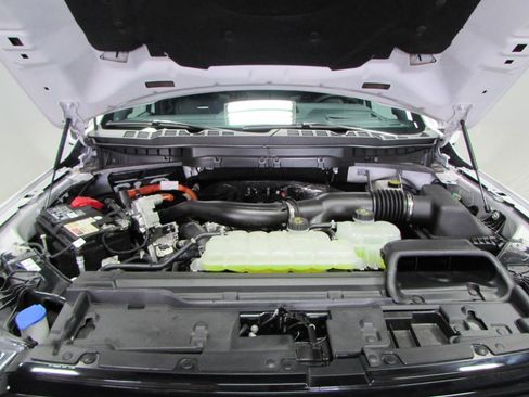 New 2025 Ford F150 Platinum w/ Equipment Group 702A High image 10