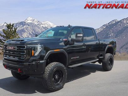 Used 2025 GMC Sierra 3500 AT4 w/ AT4 Premium Plus Package