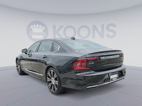 Used 2023 Volvo S90 B6 Ultimate image 4