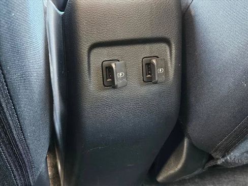 Used 2024 Nissan Kicks SV FWD image 18