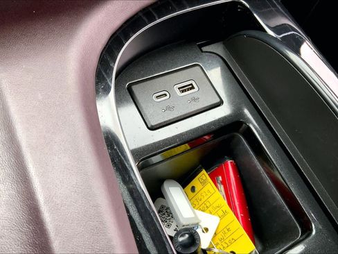 Used 2023 Cadillac Escalade V w/ Heavy-Duty Trailer Package image 30