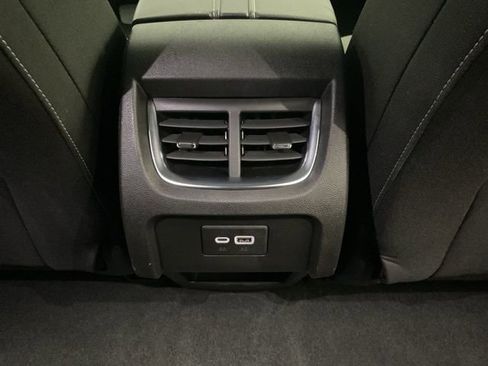 Used 2024 Chevrolet Blazer LT FWD image 29