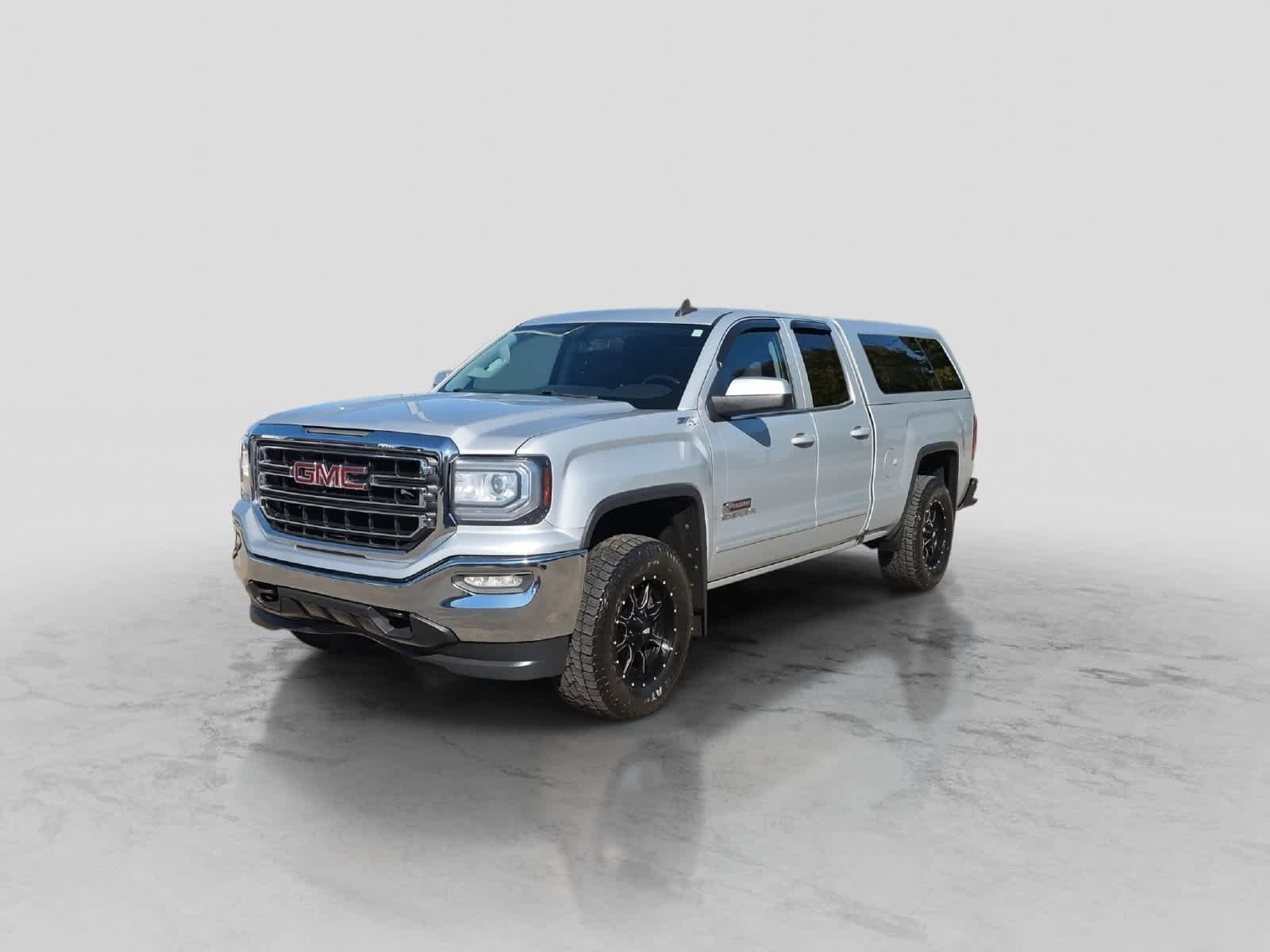 Used 2016 GMC Sierra 1500 SLE w/ Suspension Package, Off-Road AWD/4WD image 4